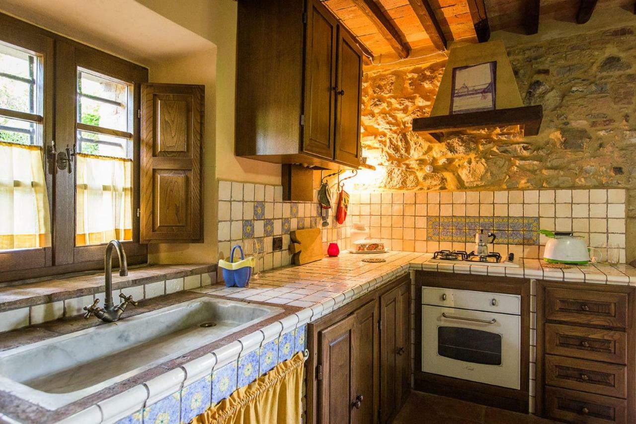 Rustico In Pietra Villa คิอานนี ภายนอก รูปภาพ